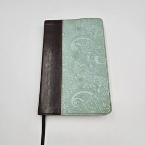 ESV Holy Bible‎ English Standard Version Ultra Thin Edition Brown Leatherette